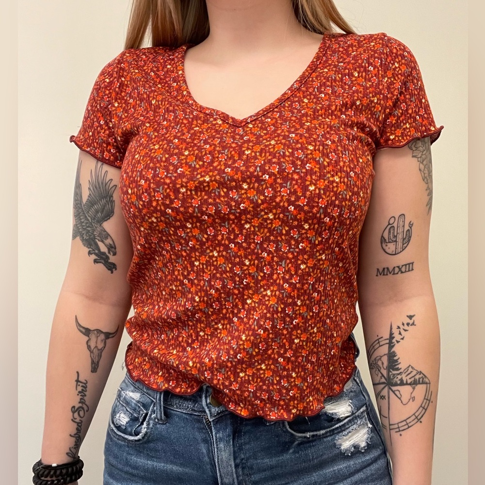 Floral short sleeve shirt size M